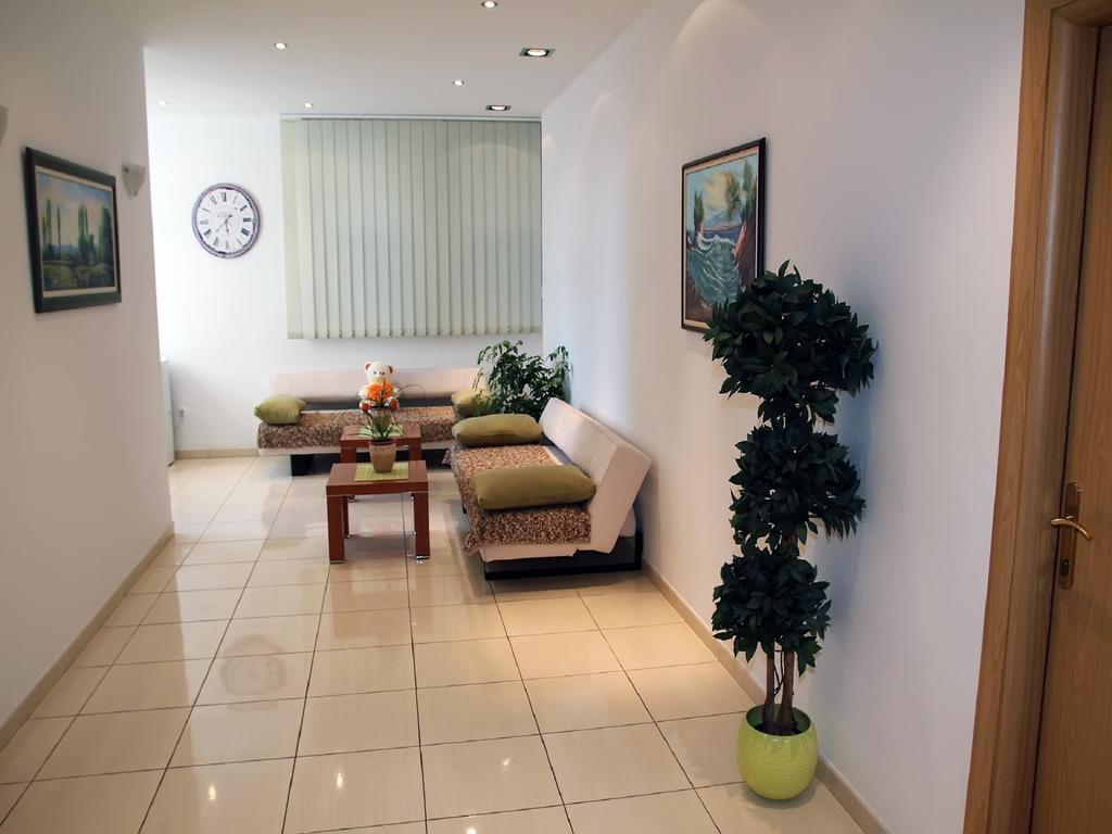 Apartments Villa Katarina Makarska Buitenkant foto