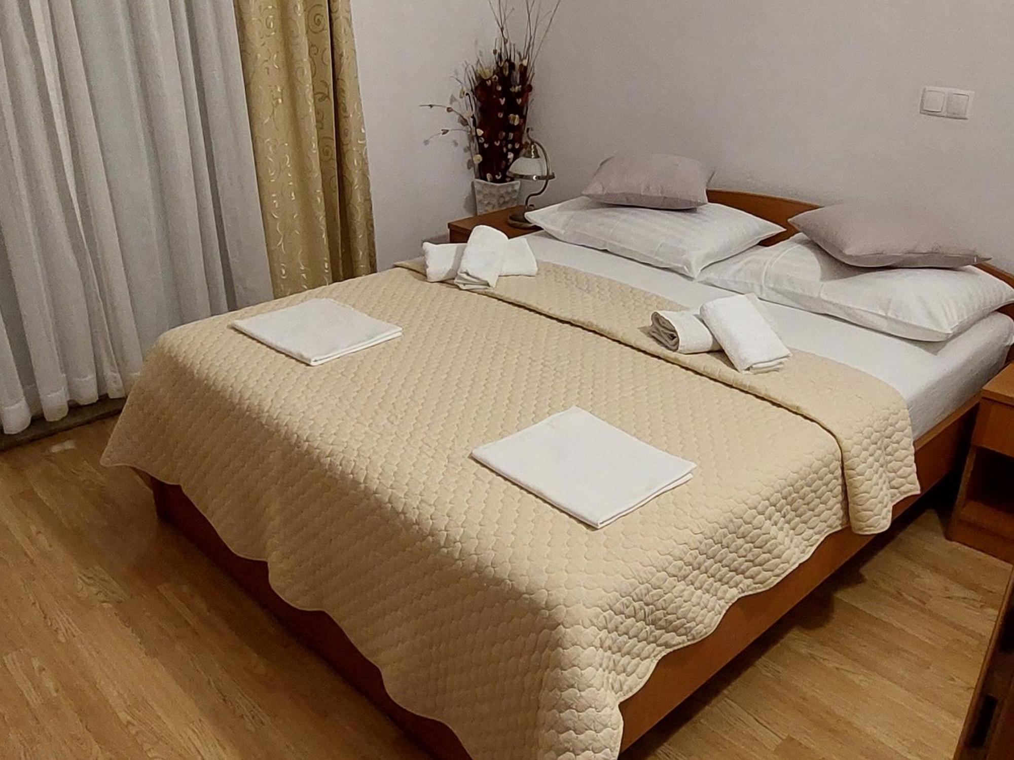 Apartments Villa Katarina Makarska Buitenkant foto