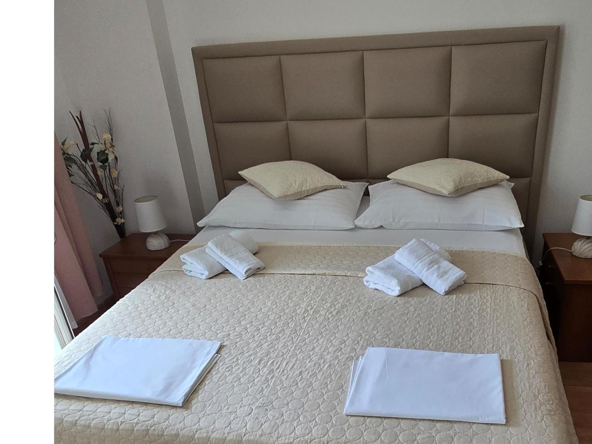 Apartments Villa Katarina Makarska Buitenkant foto